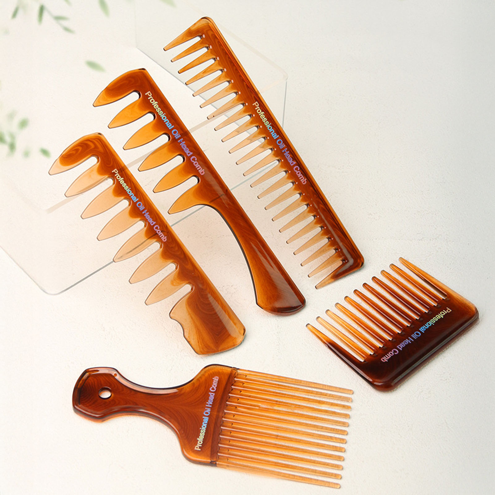 Zestaw 5 grzebieni fryzjerskic – Mens Vintage Grooming Kit recenzja i cena